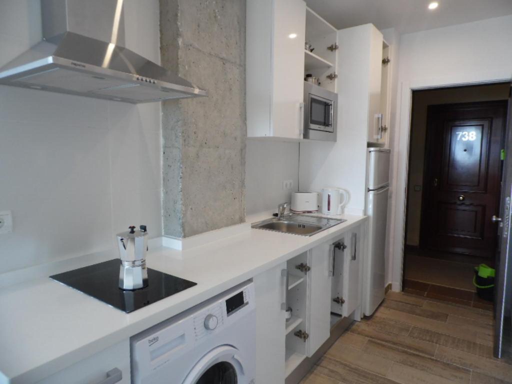 La Torre De La Colina Playa Apartment ตอร์เรโมลิโนส ภายนอก รูปภาพ